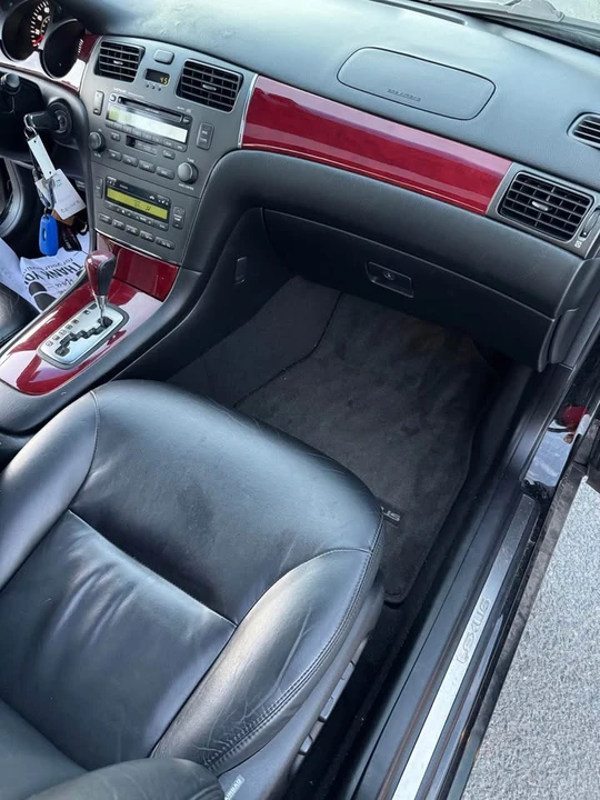 2003 Lexus ES 3rd Gen - Image 17 of 19