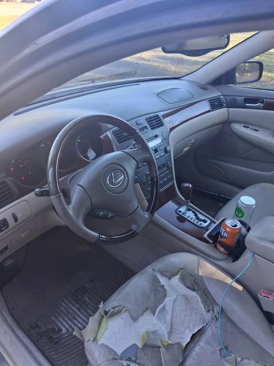 2003 Lexus ES 3rd Gen - Image 5 of 7
