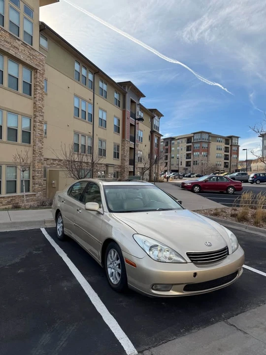 2003 Lexus ES 4th Gen - Image 15 of 18