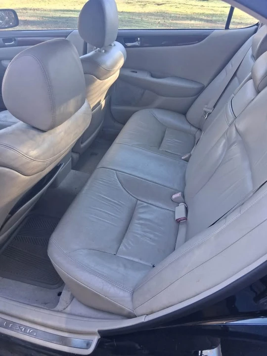 2003 Lexus ES 3rd Gen - Image 7 of 7