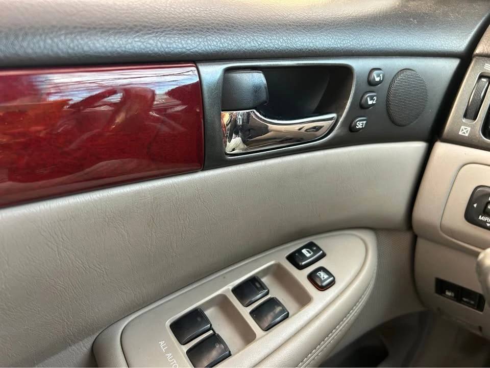 2003 Lexus ES 3rd Gen - Image 7 of 7