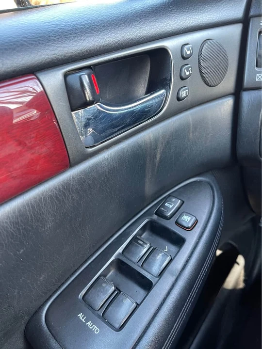 2003 Lexus ES 3rd Gen - Image 12 of 13