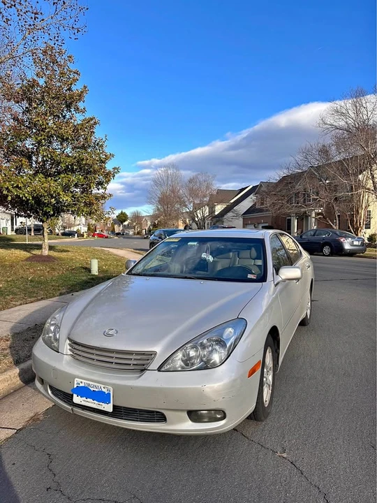 2003 Lexus ES 3rd Gen - Image 2 of 13