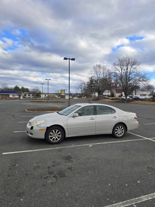 2003 Lexus ES 4th Gen - Image 5 of 14