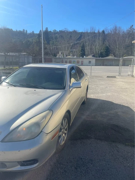 2003 Lexus ES 3rd Gen - Image 10 of 11