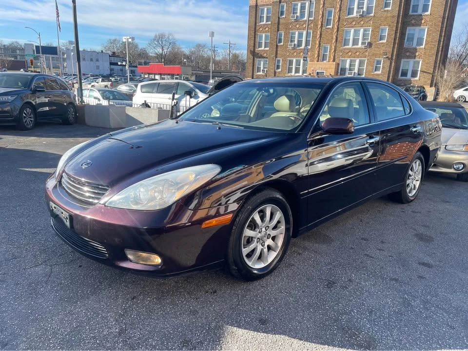 2003 Lexus ES 3rd Gen - Image 3 of 20