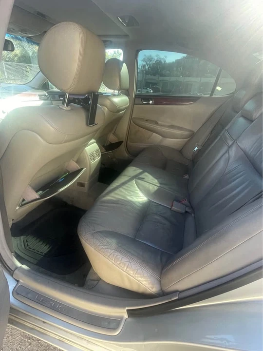 2003 Lexus ES 3rd Gen - Image 5 of 11