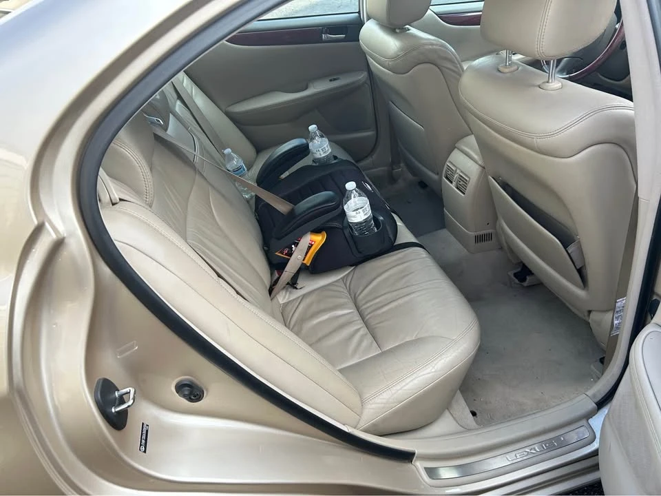 2003 Lexus ES 3rd Gen - Image 2 of 5