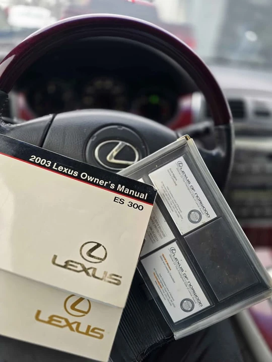 2003 Lexus ES 4th Gen - Image 11 of 14