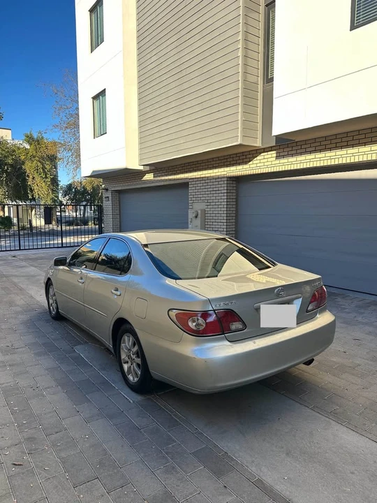 2003 Lexus ES 3rd Gen - Image 5 of 13