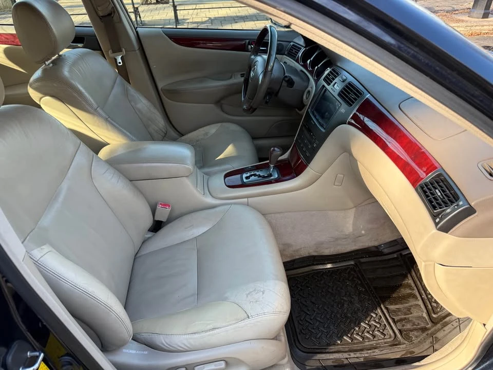 2003 Lexus ES 4th Gen - Image 5 of 19