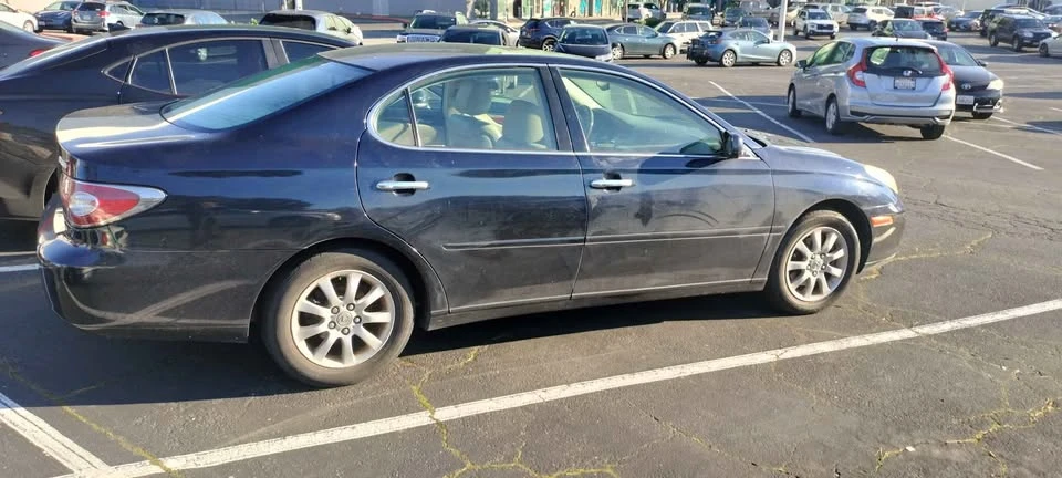 2003 Lexus ES 3rd Gen - Image 5 of 5