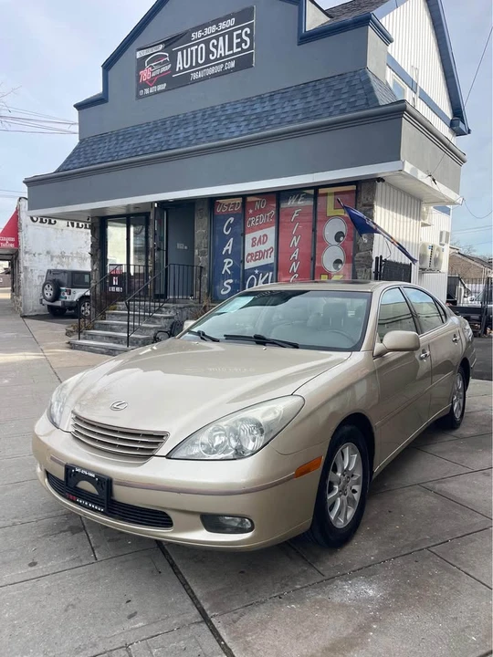 2003 Lexus ES 3rd Gen - Image 2 of 13