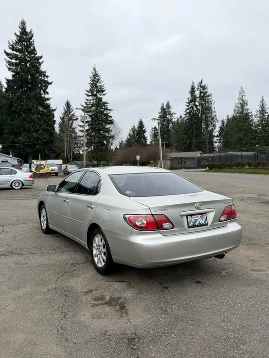 2003 Lexus ES 4th Gen - Image 4 of 6