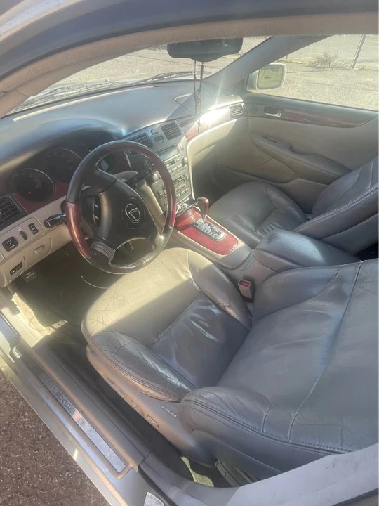 2003 Lexus ES 3rd Gen - Image 6 of 11