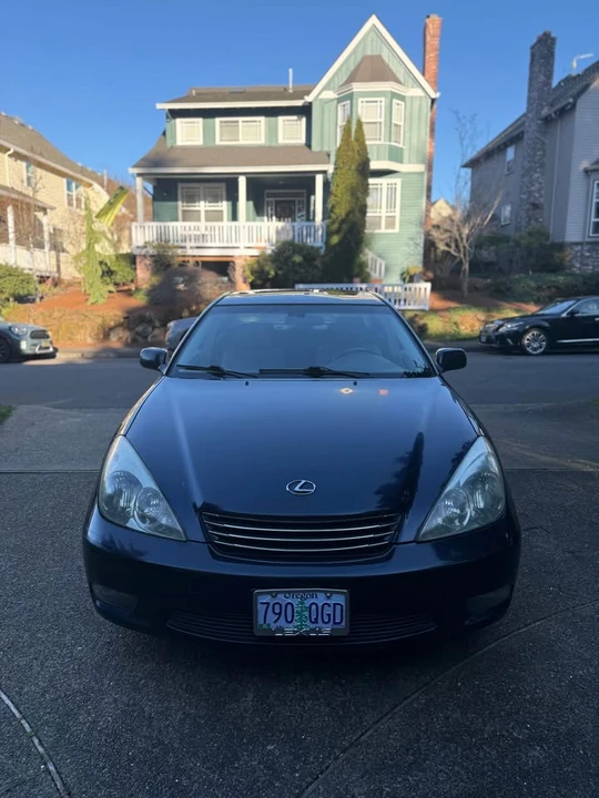 2003 Lexus ES 3rd Gen - Image 2 of 7