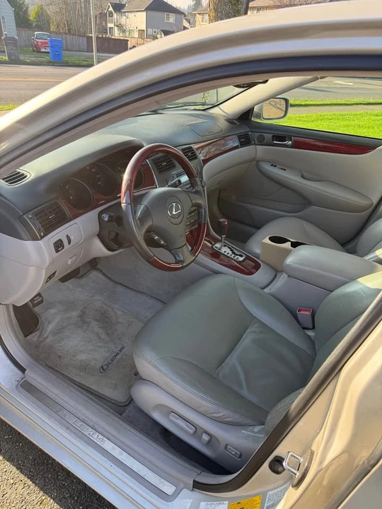 2003 Lexus ES 4th Gen - Image 5 of 7