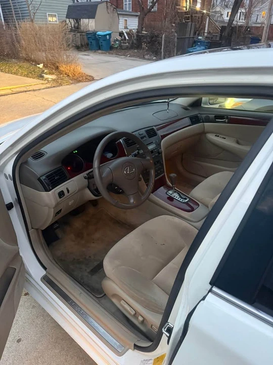 2003 Lexus ES 3rd Gen - Image 6 of 7