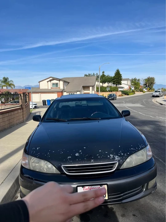 2003 Lexus ES 4th Gen - Image 2 of 8