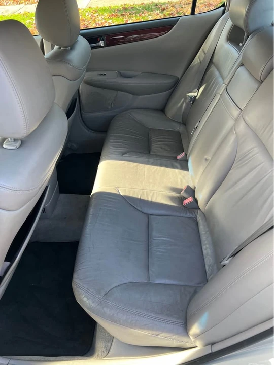 2003 Lexus ES 4th Gen - Image 7 of 9