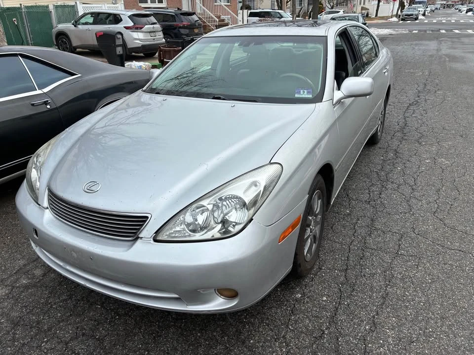 2003 Lexus ES 4th Gen - Image 2 of 6