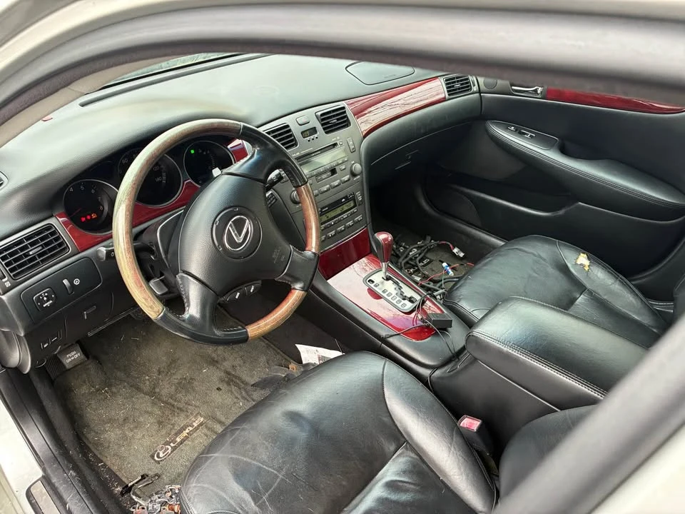 2003 Lexus ES 4th Gen - Image 5 of 6