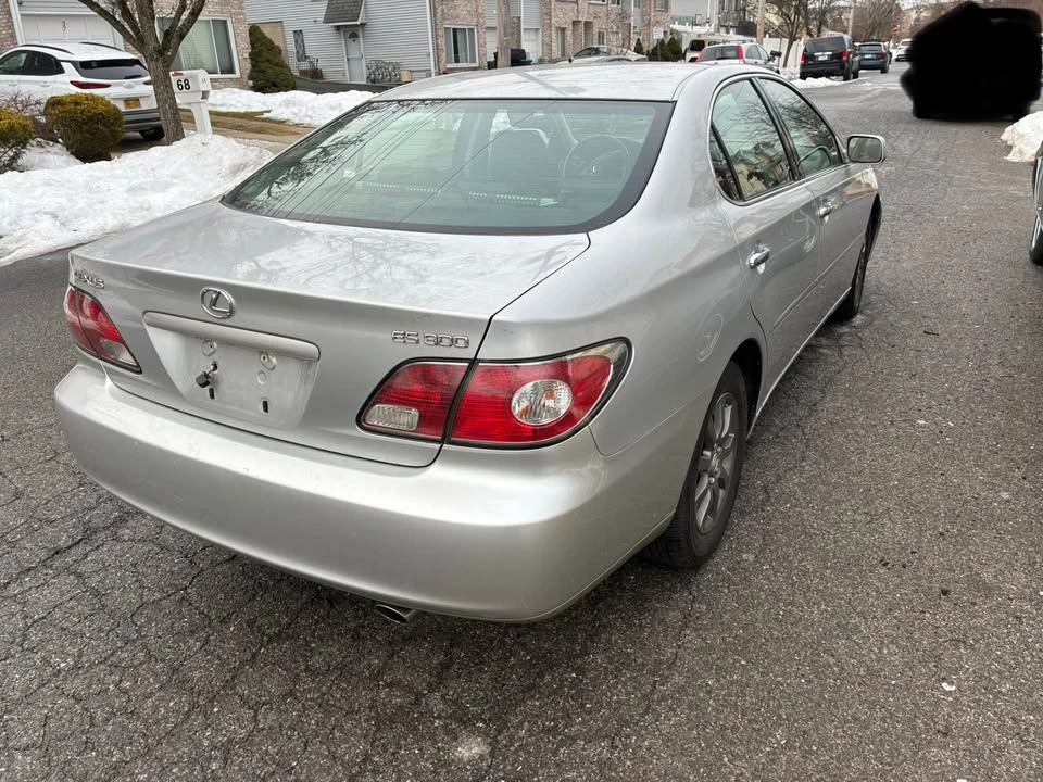 2003 Lexus ES 4th Gen - Image 4 of 6