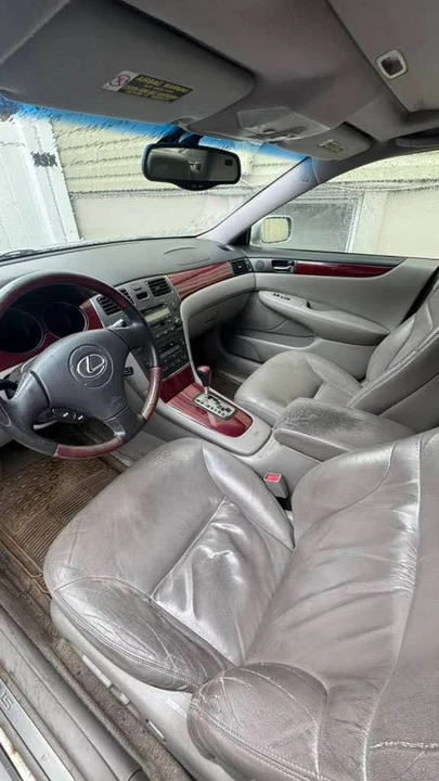 2003 Lexus ES 4th Gen - Image 2 of 8