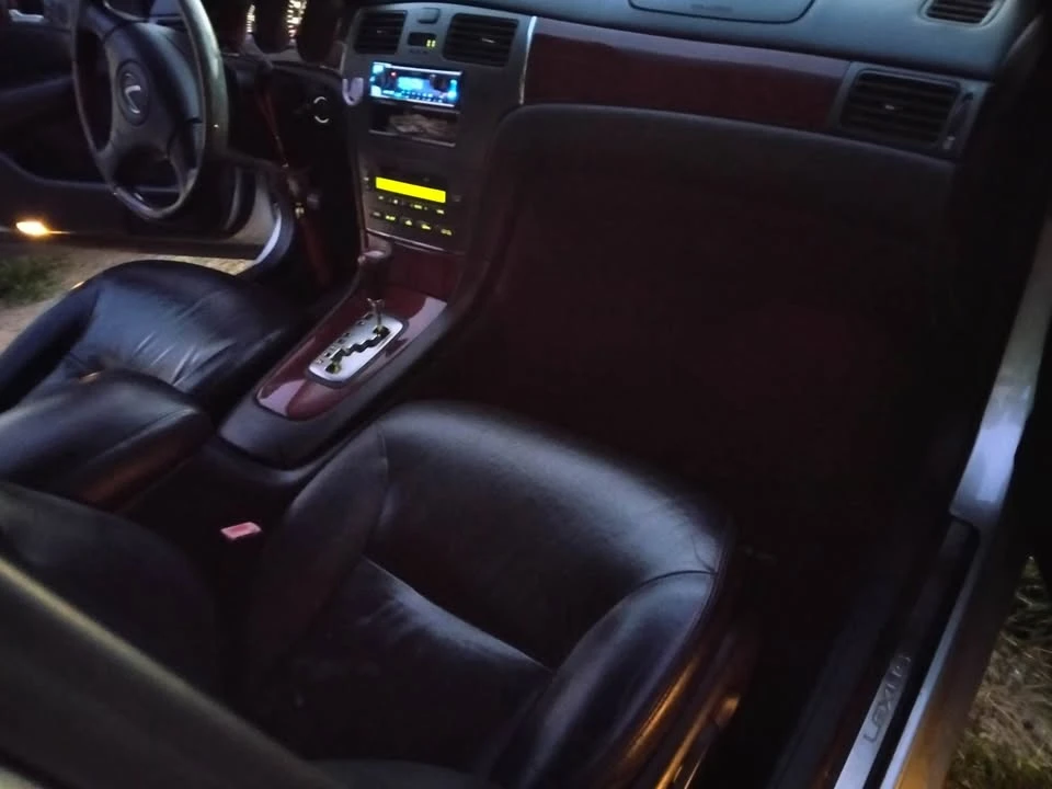 2003 Lexus ES 4th Gen - Image 5 of 6