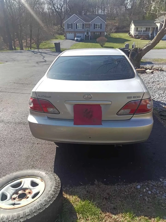 2003 Lexus ES 4th Gen - Image 4 of 7