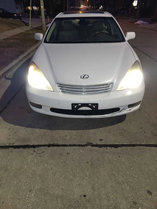 2003 Lexus ES 4th Gen - Image 3 of 7