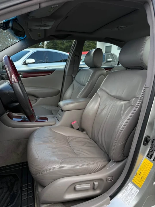 2003 Lexus ES 4th Gen - Image 8 of 17