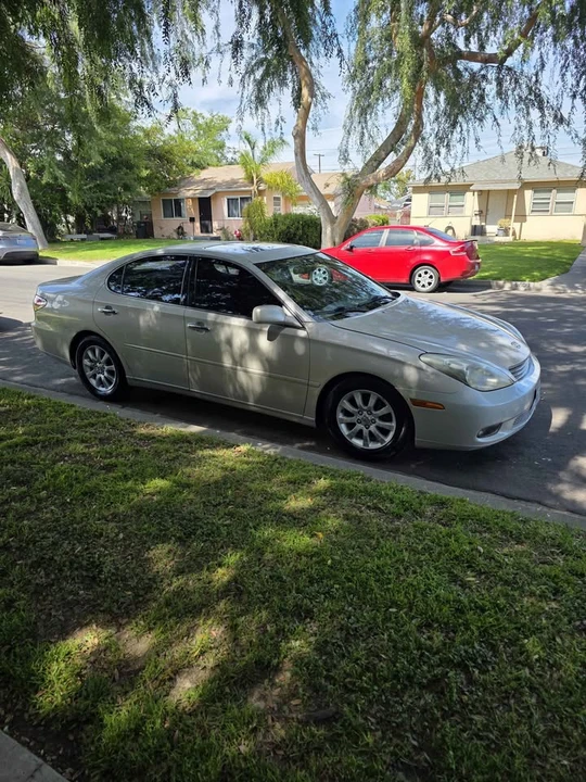 2003 Lexus ES 4th Gen - Image 3 of 8