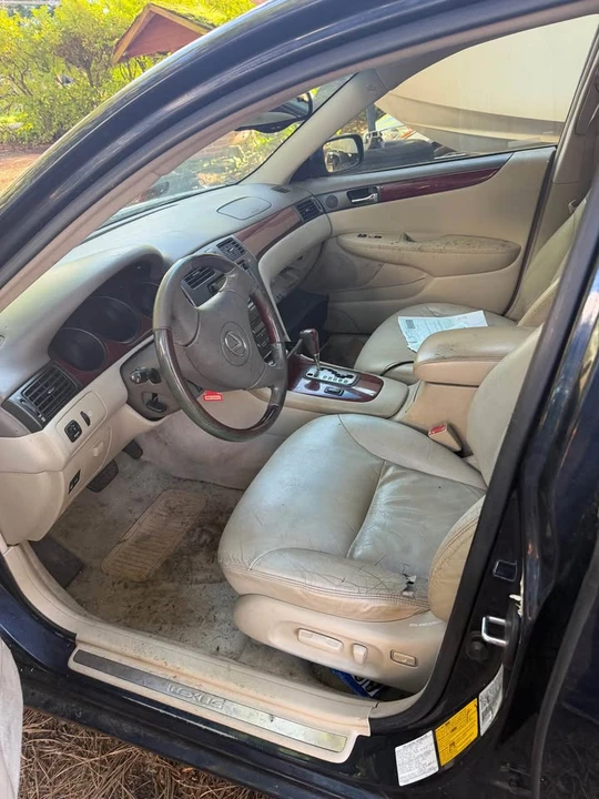 2003 Lexus ES 4th Gen - Image 3 of 4
