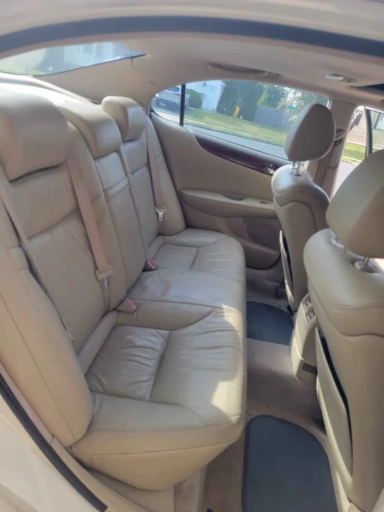 2003 Lexus ES 4th Gen - Image 10 of 14