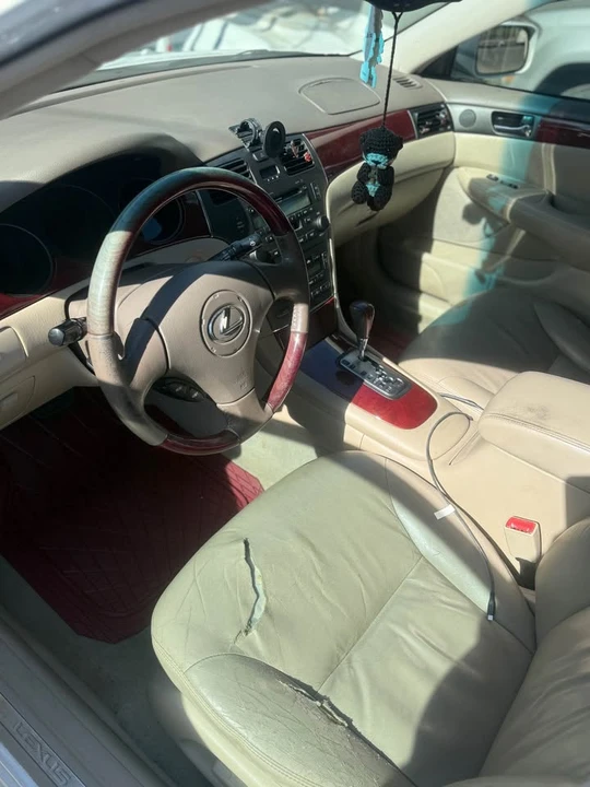 2003 Lexus ES 4th Gen - Image 6 of 6