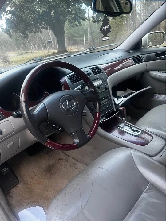 2003 Lexus ES 4th Gen - Image 5 of 9