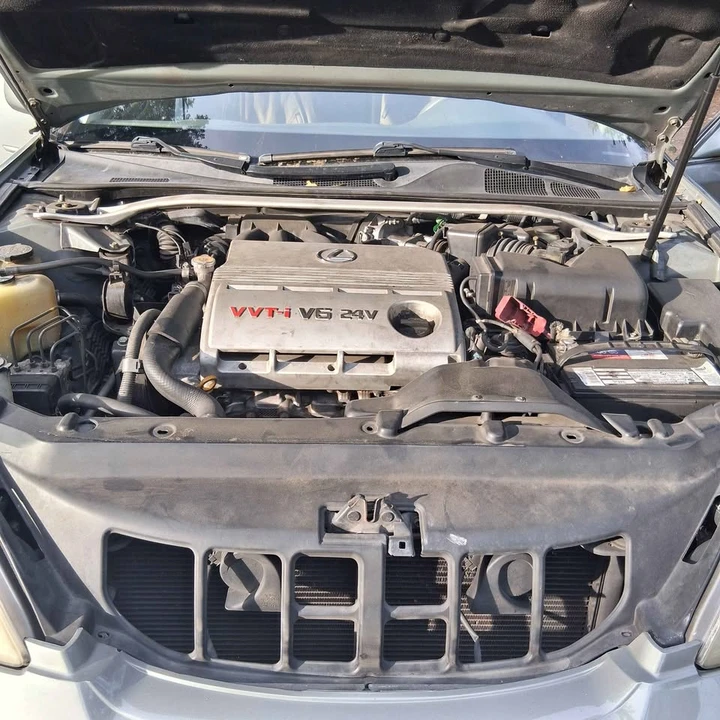 2003 Lexus ES 4th Gen - Image 15 of 16