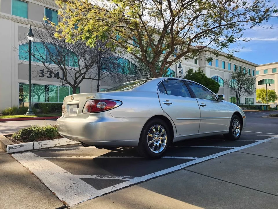 2003 Lexus ES 4th Gen - Image 4 of 14