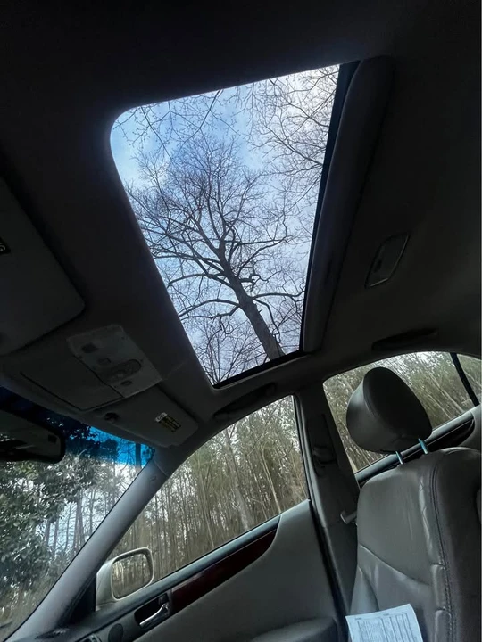 2003 Lexus ES 4th Gen - Image 6 of 9
