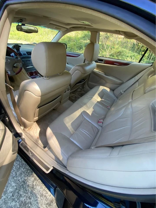 2003 Lexus ES 4th Gen - Image 7 of 9