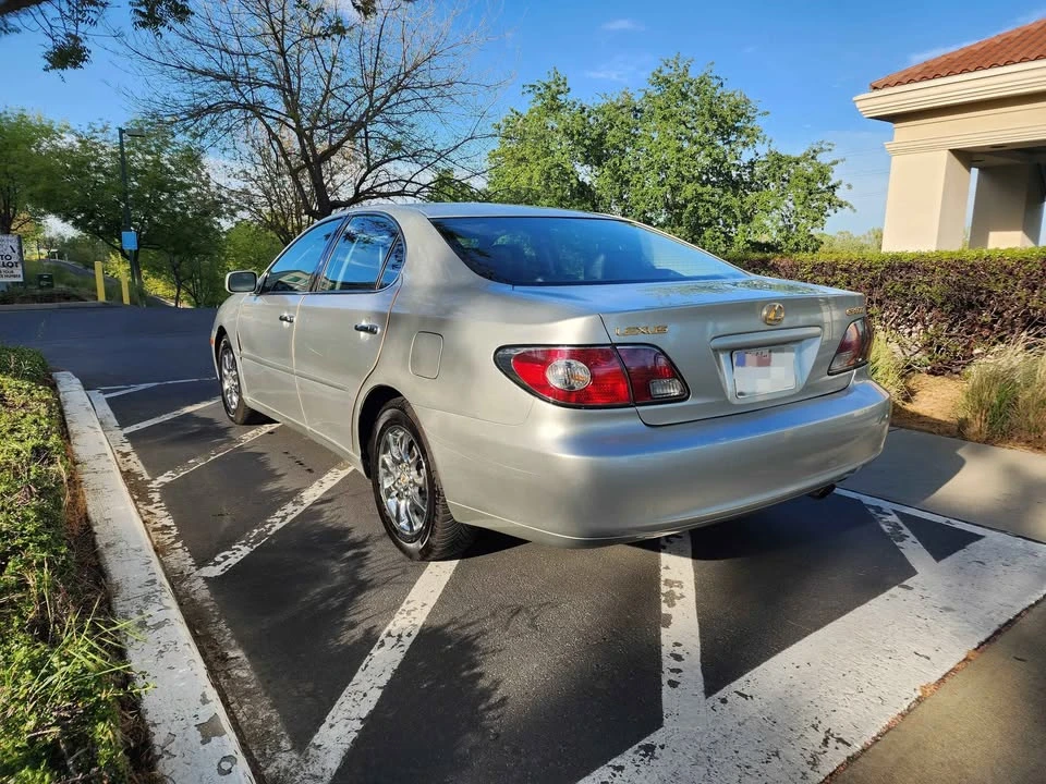 2003 Lexus ES 4th Gen - Image 6 of 14