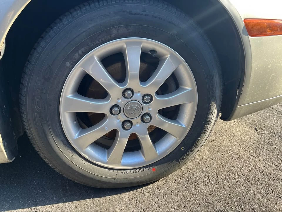 2003 Lexus ES 4th Gen - Image 6 of 18
