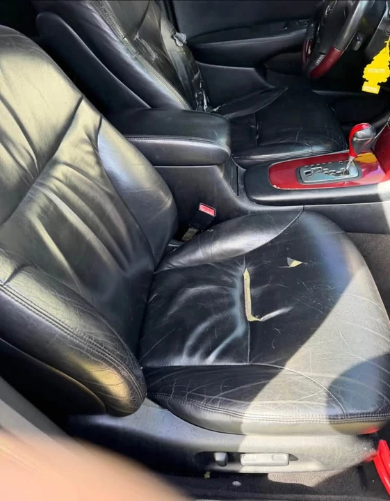 2003 Lexus ES 4th Gen - Image 2 of 2