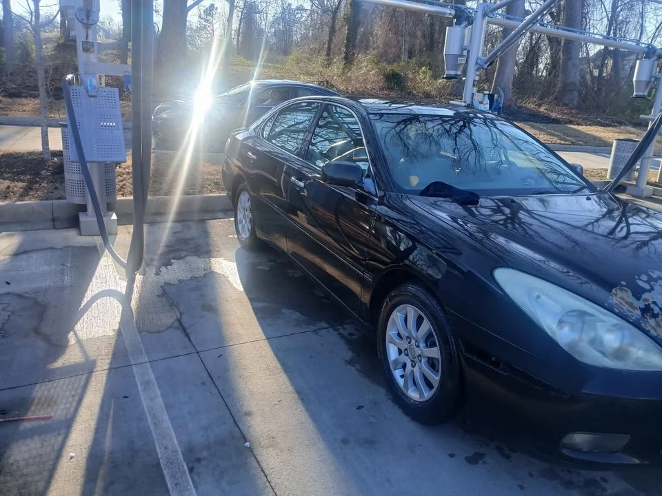 2003 Lexus ES 4th Gen - Image 4 of 19
