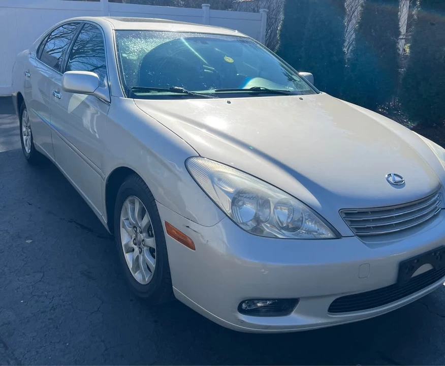 2003 Lexus ES 4th Gen - Image 4 of 11