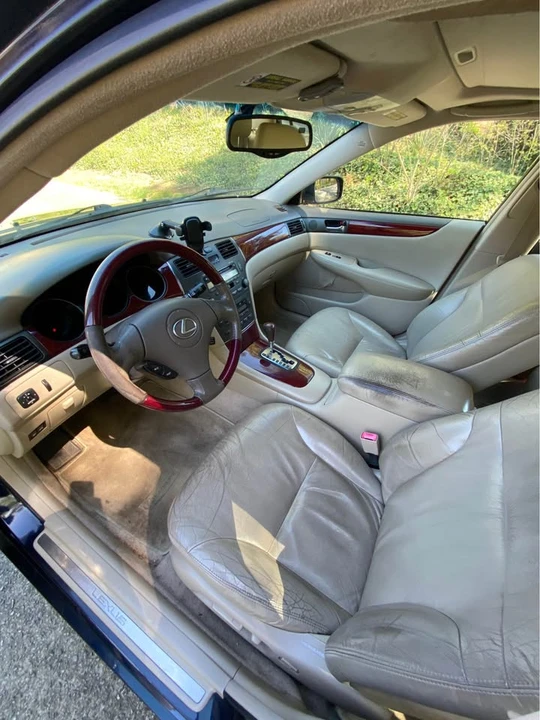 2003 Lexus ES 4th Gen - Image 6 of 9