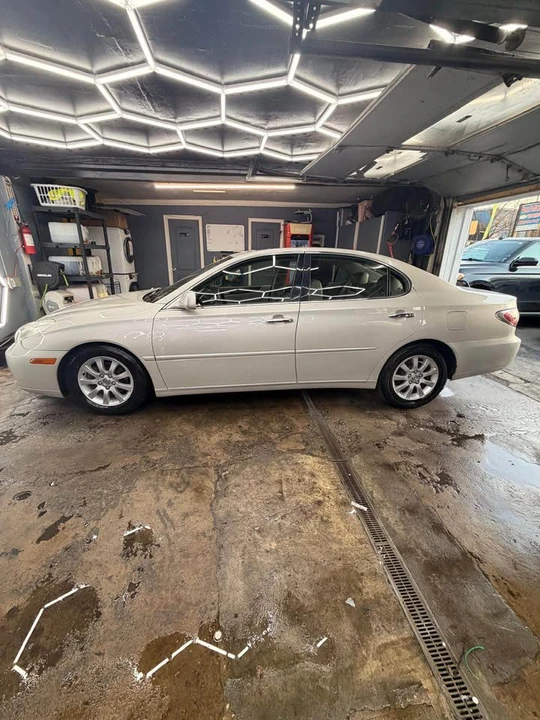 2003 Lexus ES 4th Gen - Image 4 of 5