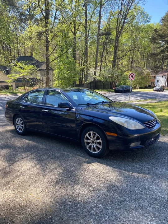 2003 Lexus ES 4th Gen - Image 2 of 9