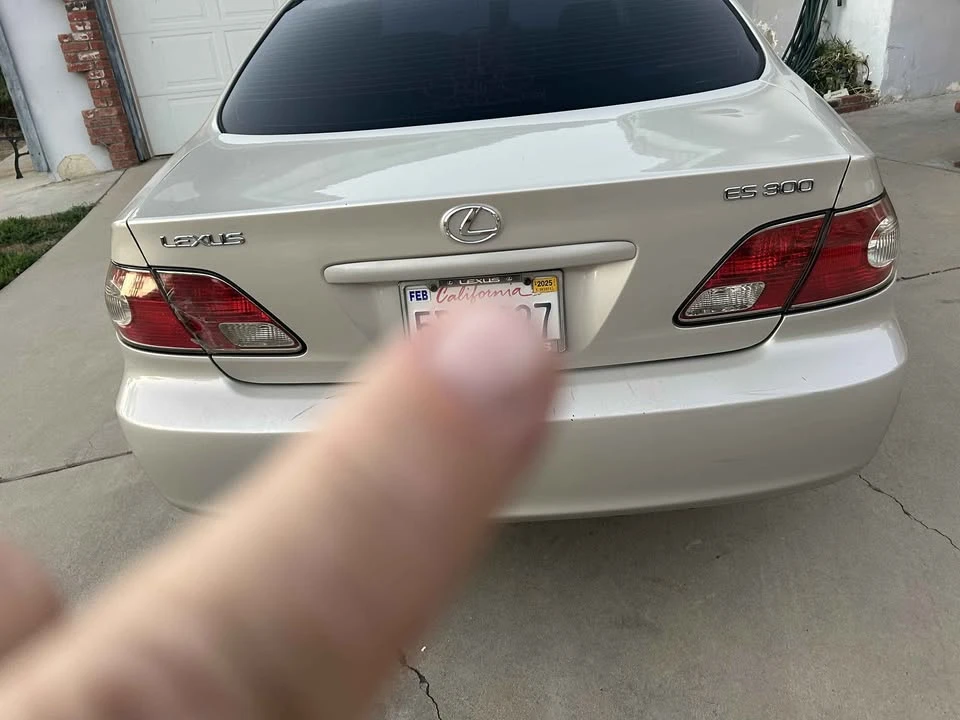 2003 Lexus ES 4th Gen - Image 2 of 2